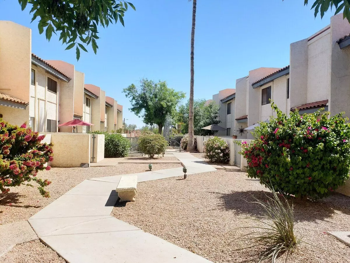 Coming Soon!!! House for rent in Scottsdale, AZ