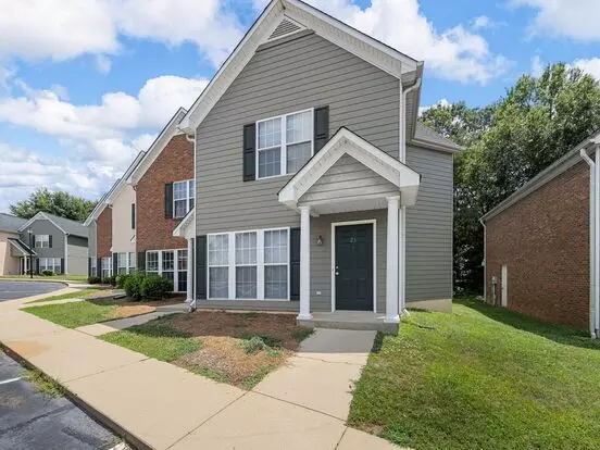 Freshly Renovated 2 Br, 2.5 Ba Townhome Minutes From Downtown Greer Sc Apartment for rent in Greer, SC