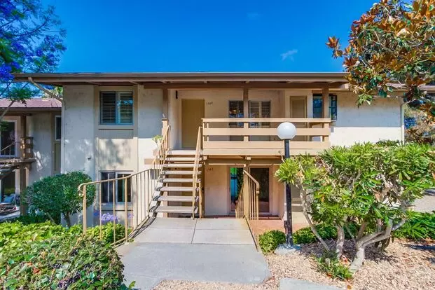 Gorgeous Upper Unit Condo In Fairway Knolls – Lake San Marcos Apartment for rent in San Marcos, CA Gorgeous Upper Unit Condo In Fairway Knolls – Lake San Marcos Apartment for rent in San Marcos, CA