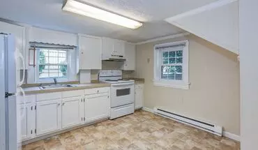 2 of 5 Npm7108 - 1419 Cherry Avenue Apartment for rent in Charlottesville, VA