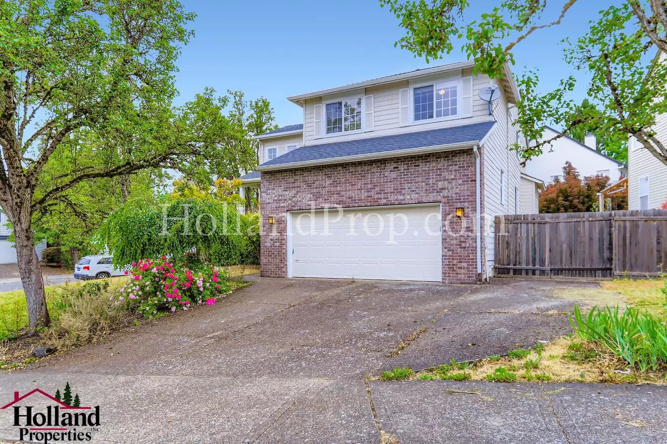 Charming 4-bedroom Home Just Blocks From Bethany Village! 1 Application In Process As Of 8/04** House for rent in Portland, OR