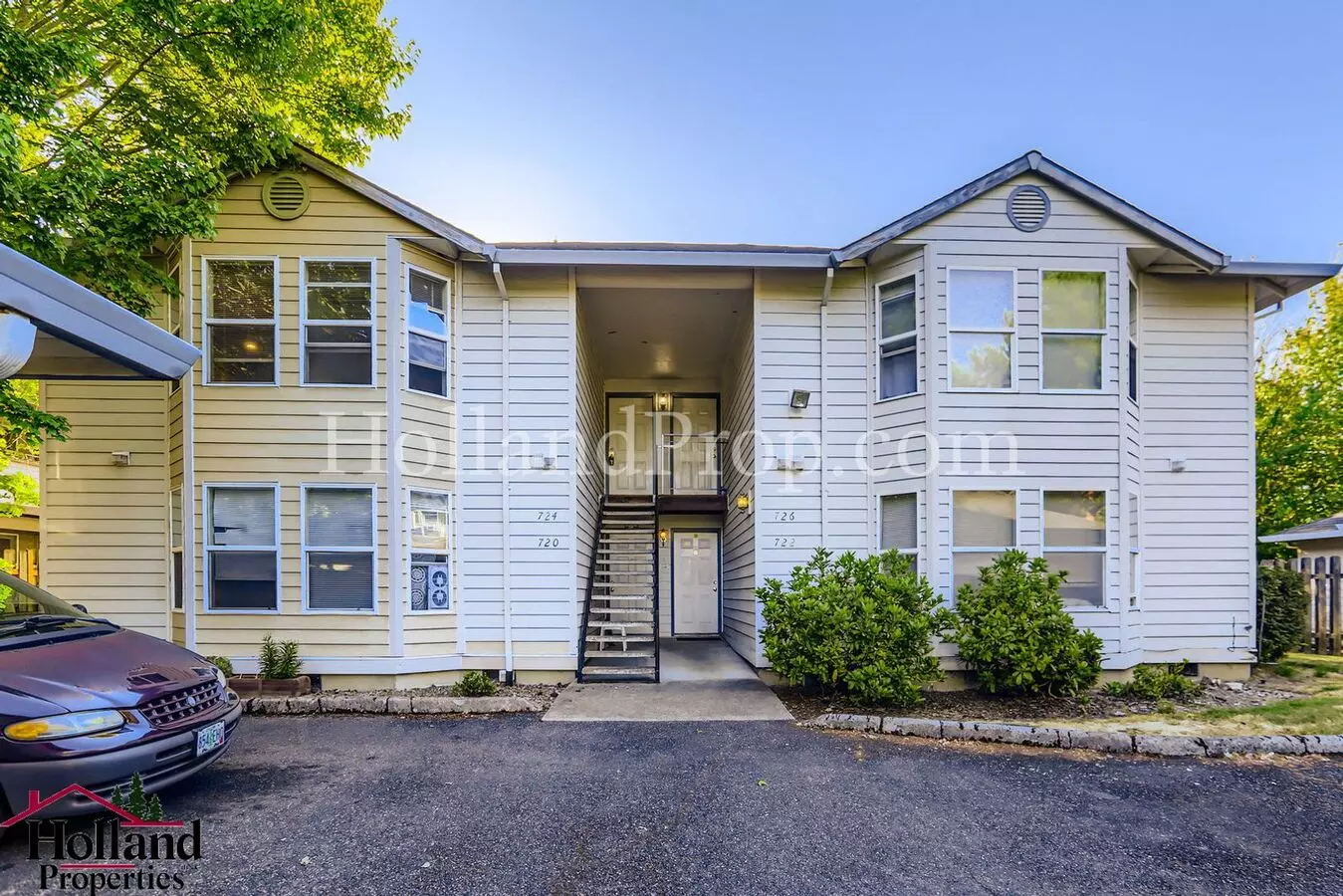 206th 720-726 - Lim Apartment for rent in Beaverton, OR