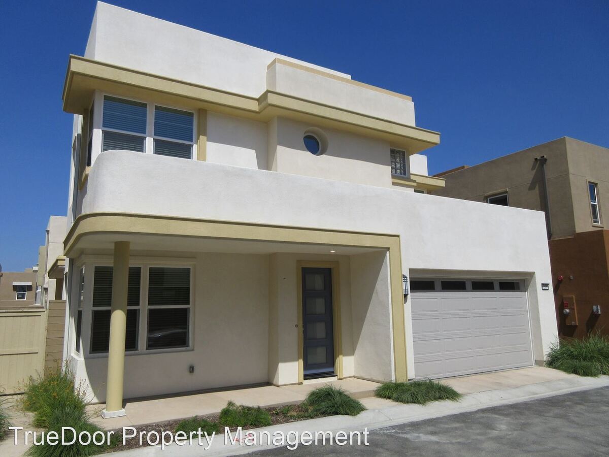 235 Radial Irvine, CA House for Rent Rentable