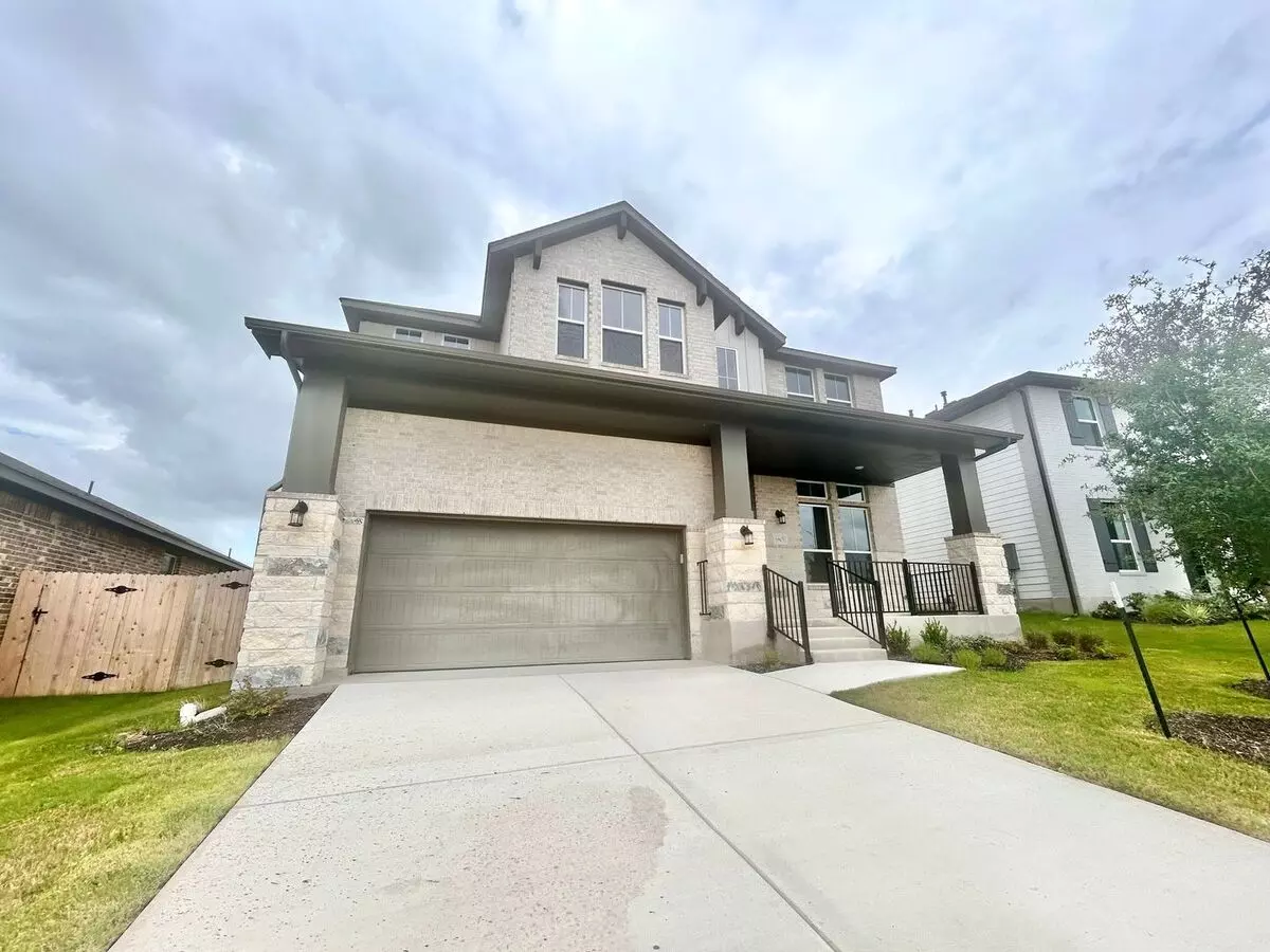 Modern 5/br 4/ba With Stylish Finishes, Spacious Layout & Fenced Backyard House for rent in Buda, TX