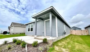 2 of 22 Charming 3/br 1/ba Home With Spacious Backyard & Natural Light House for rent in Maxwell, TX
