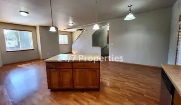 5 of 21 Charming 4B Craftsman In Gresham! House for rent in Portland, OR