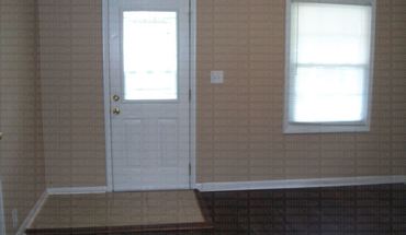 3 of 8 1520 Lawn Ave 2br/1ba (middletown) **deposit Pending** Email Leasing@bbrents.com To Join The Waitlist! House for rent in Middletown, OH
