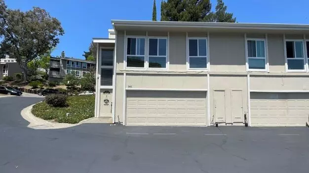 Pleasant Hill Ridgeview Community! Beautiful 3 Bedroom 2 Bath Townhome W/ 2 Car Garage! Apartment for rent in Pleasant Hill, CA Pleasant Hill Ridgeview Community! Beautiful 3 Bedroom 2 Bath Townhome W/ 2 Car Garage! Apartment for rent in Pleasant Hill, CA