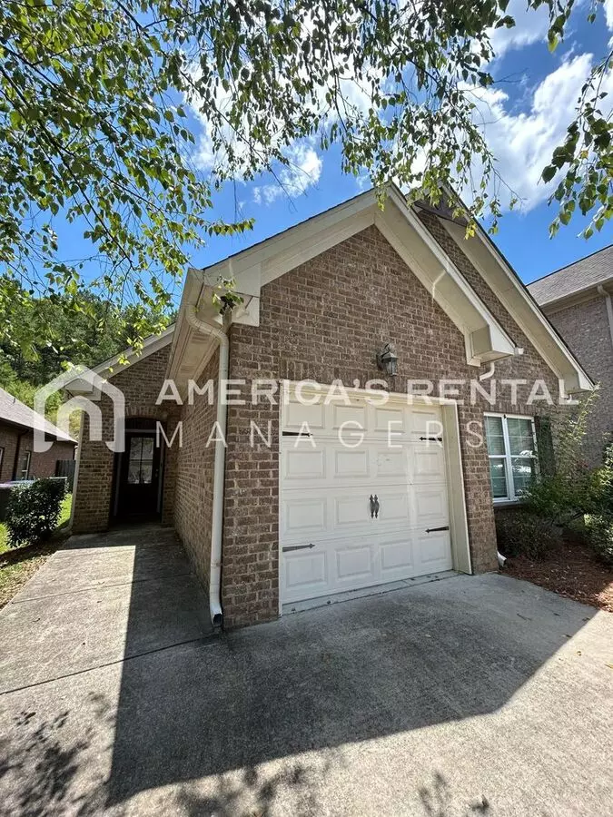 Terrific Home For Rent In Birmingham!!!! Available Now! Rent Reduction!! Sign A 13 Month Lease By 9/30/25 To Receive One Month Free Rent!! Conditions Apply - Free Month To Be Determined At Landlord's Discretion Based On Tenant's Lease Start Date. House for rent in Birmingham, AL