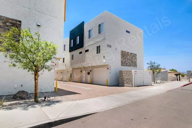 Discover Minimal Modern Living Apartment for rent in Lake Havasu City, AZ