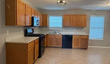 4 of 18 1111 Oak Hollow Ct House for rent in Hampton, GA