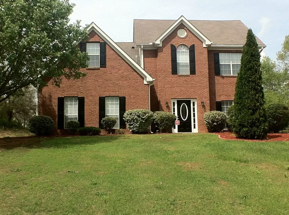 Impressive 0Versized 4 Bedroom Brick Home House for rent in Conyers, GA