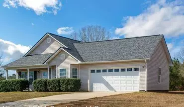 3 of 40 Captivating 3-bedroom, 2-bathroom Ranch-style Residence In Covington, Ga! House for rent in Covington, GA