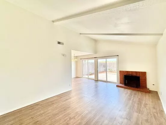 Oxnard | Welcome To The Pearl Of Oxnard Dunes! | 2 Bed 2 Bath Apartment for rent in Oxnard, CA