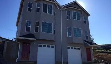 2 of 77 964 & 966 N 7Th RD Apartment for rent in Coos Bay, OR