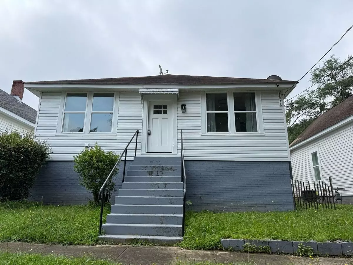 4 A &amp; B Poplar Street Apartment for rent in Porterdale, GA