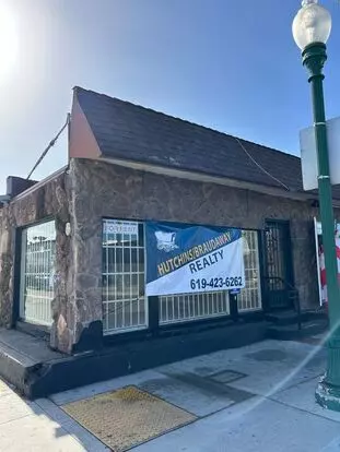 811-819 C Ave Apartment for rent in National City, CA