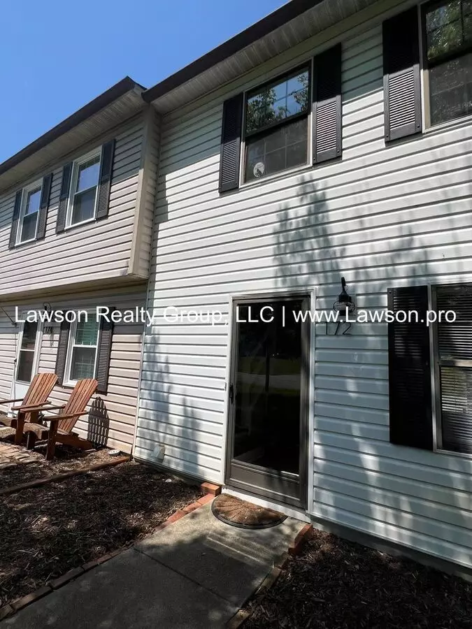 Nice, Updated Townhouse In Cloverdale House for rent in Cloverdale, VA