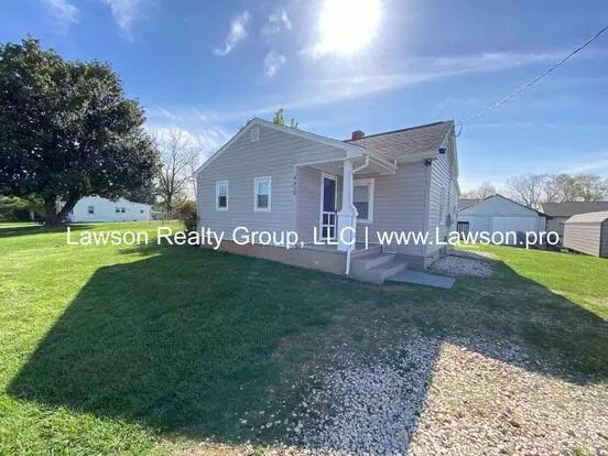 One Level Living With Nice Yard Apartment for rent in Roanoke, VA