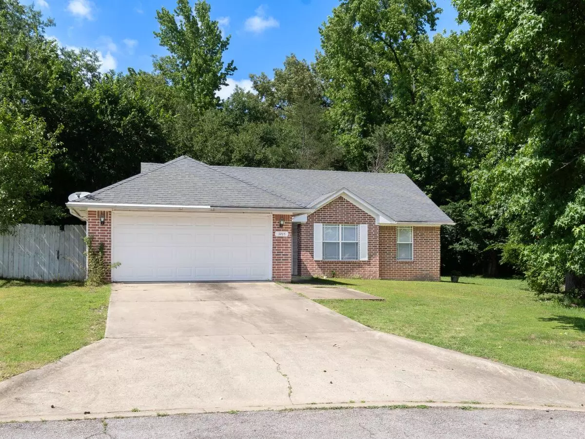 Freshly Updated 3 Bed, 2 Bath Home In Fort Smith House for rent in Fort Smith, AR