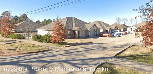 Oakview Duplexes Apartment for rent in Fort Smith, AR