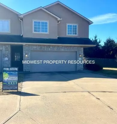 3 Bedroom, 2.5 Bath 2 Car Garage Townhouse Apartment for rent in Lees Summit, MO 3 Bedroom, 2.5 Bath 2 Car Garage Townhouse Apartment for rent in Lees Summit, MO