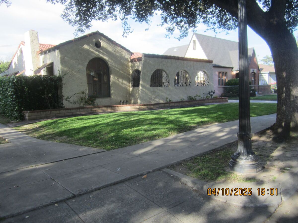 Wood Streets Riverside Charming Spanish Revival In Wood Streets Area Apartments Riverside, CA