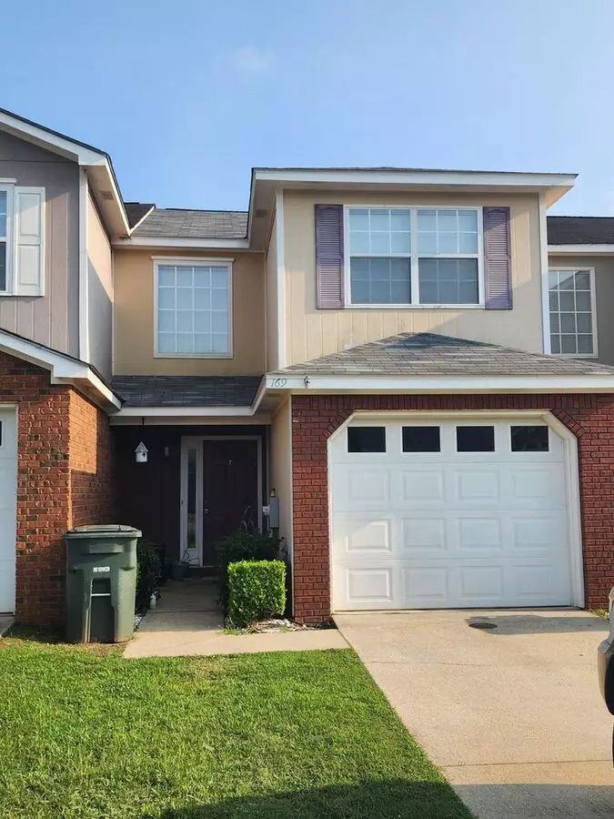 Dunwoody Subdivision! Close To Ft. Novosel Gate! House for rent in Enterprise, AL