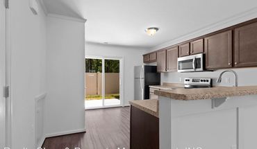 5 of 12 Townhome With Camp Lejeune Convenience! House for rent in Midway Park, NC