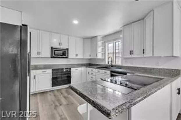 Spacious Single Story Home Near Sahara/eastern Apartment for rent in Las Vegas, NV