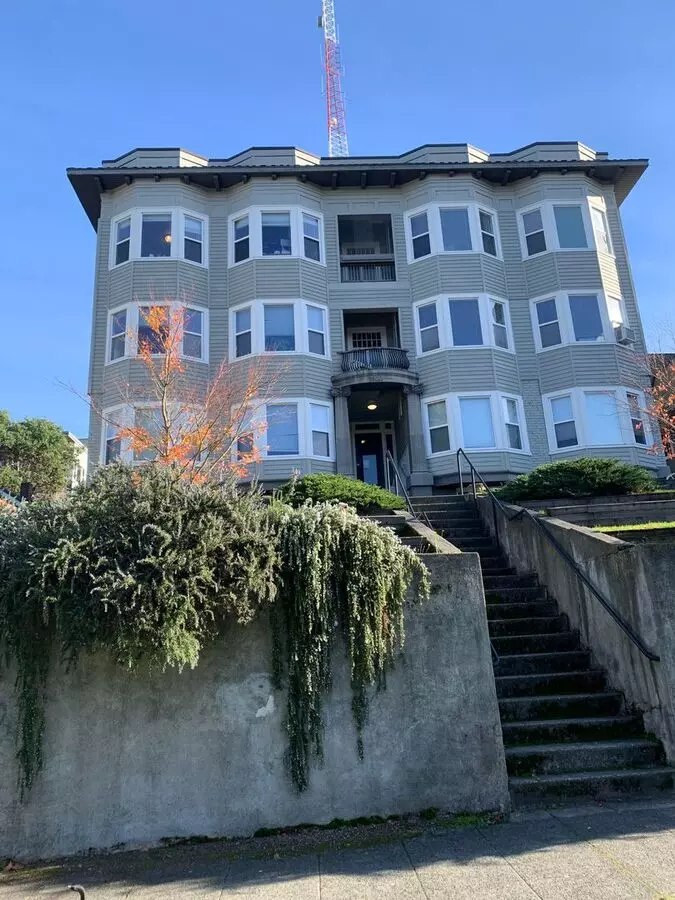 Fitzgerald Apartment for rent in Seattle, WA