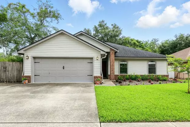 3888 Chapelgate Rd Apartment for rent in Jacksonville, FL