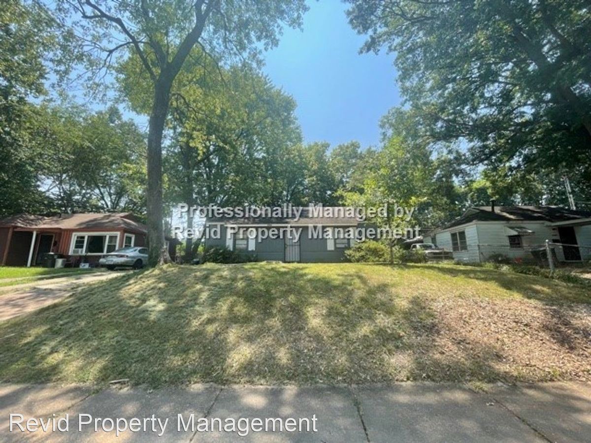 2 Bedroom Home! Apartments - 4369 Reed St Memphis, TN