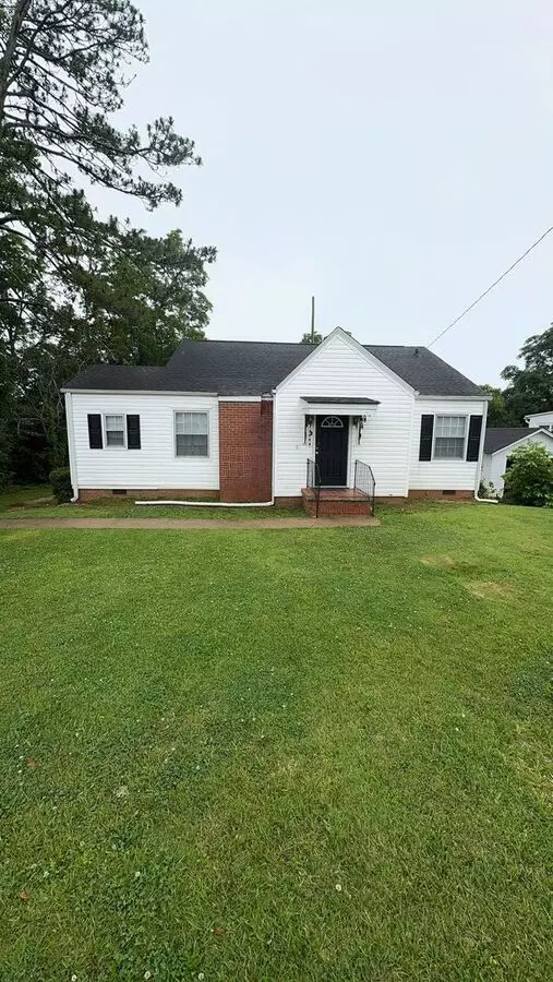 2004 40th St House for rent in Valley, AL