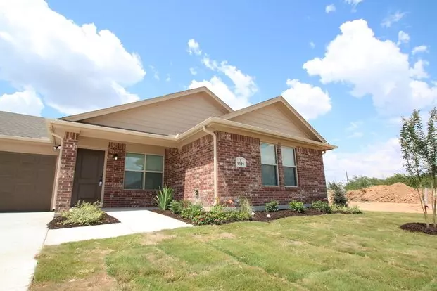 1325-1329 White Sand Dr Apartment for rent in Pelican Bay, TX 1325-1329 White Sand Dr Apartment for rent in Pelican Bay, TX