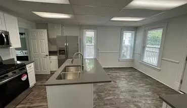 3 of 12 652 Chatham NW Apartment for rent in Grand Rapids, MI