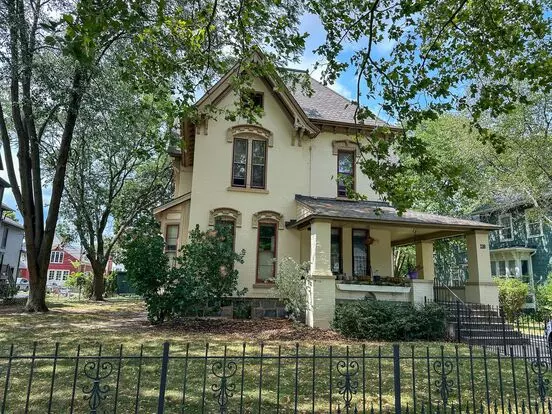 139 Prospect NE Apartment for rent in Grand Rapids, MI
