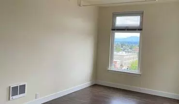 3 of 9 D01804ma Hodges Building Apartment for rent in Everett, WA