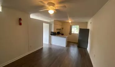 5 of 6 W. Chimes St Apartment for rent in Baton Rouge, LA