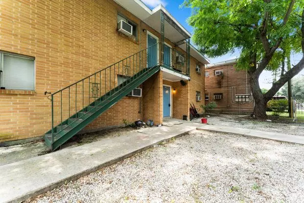 1212 Aster St Apartment for rent in Baton Rouge, LA