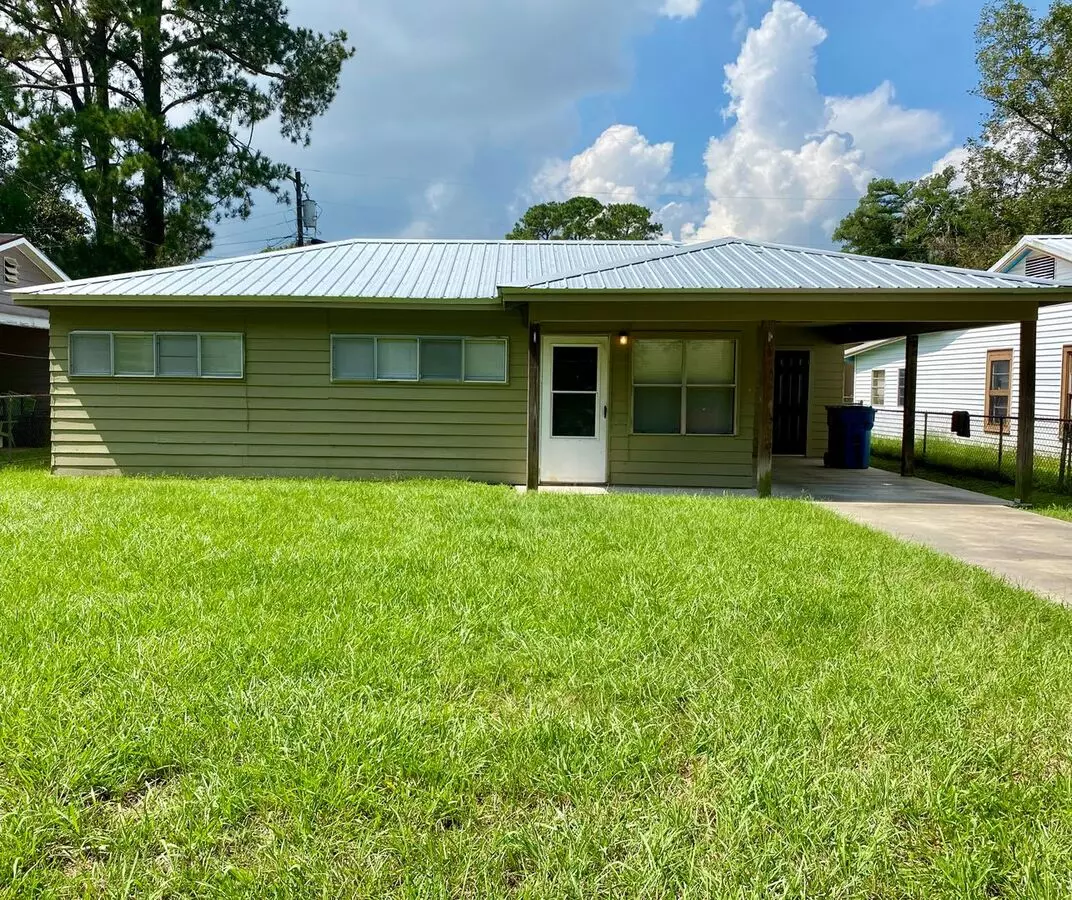 Charming 3-bedroom, 1-bath Home House for rent in Lafayette, LA