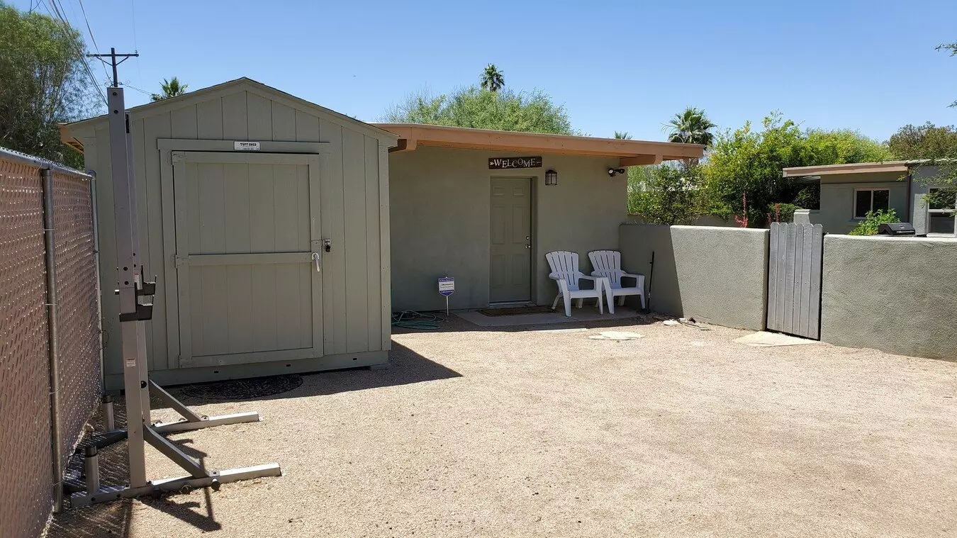 Grant And Country Club Private Guesthouse With Ac House for rent in Tucson, AZ
