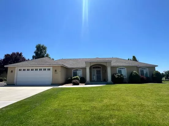 Well Maintained Home In Pelican Point Community! Apartment for rent in Moses Lake, WA