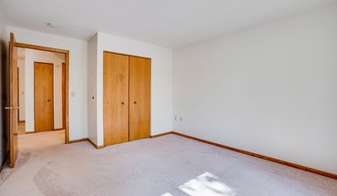 Riverplace Apartment for rent in La Crosse, WI