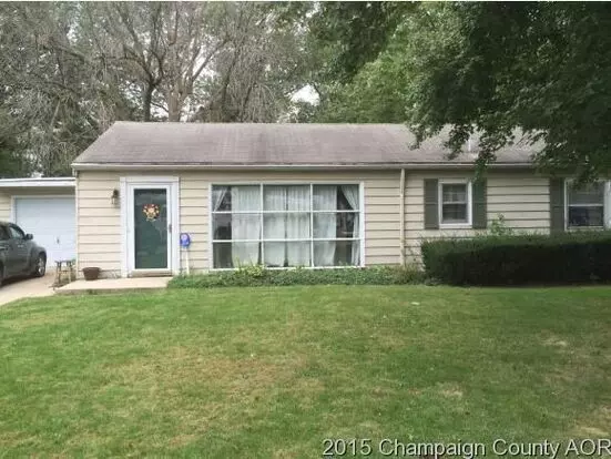 3 Bed/1bath - Great Location Apartment for rent in Champaign, IL 3 Bed/1bath - Great Location Apartment for rent in Champaign, IL