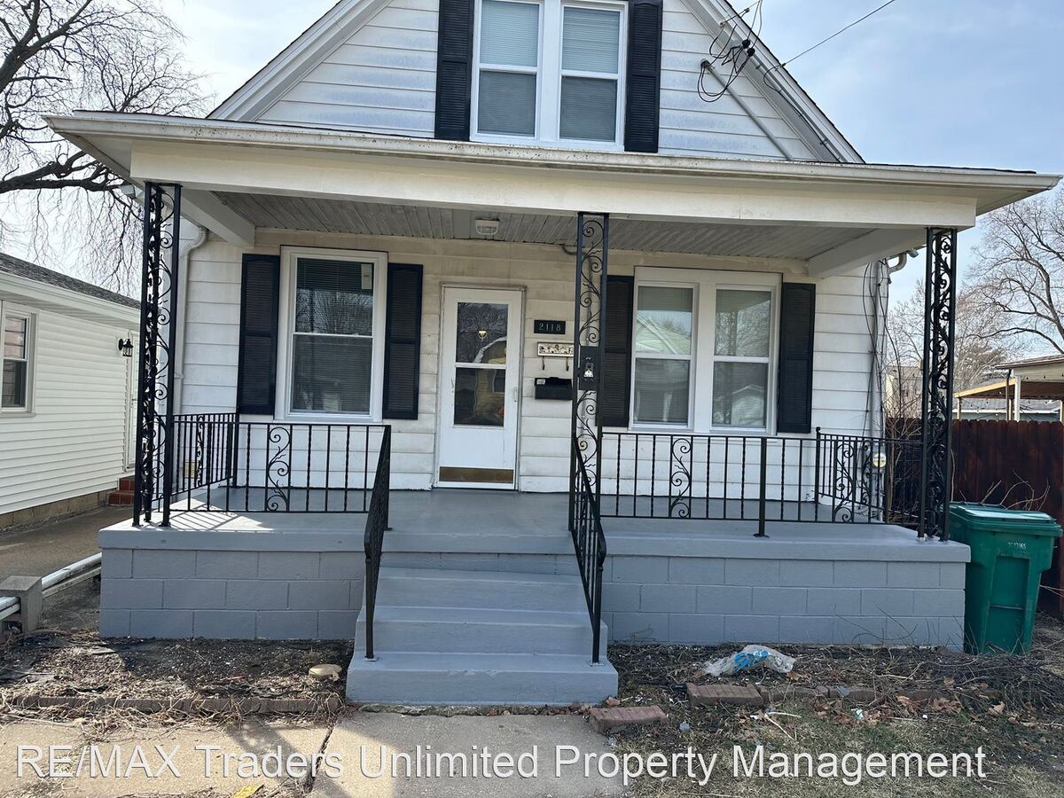 2118 W Clarke Front Unit Peoria, IL House for Rent Rentable