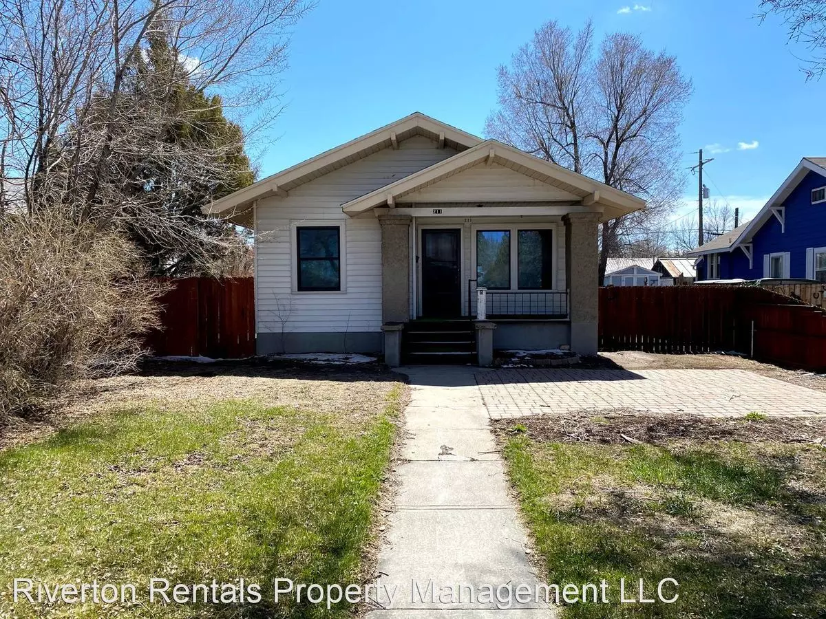 211 E Adams Ave House for rent in Riverton, WY