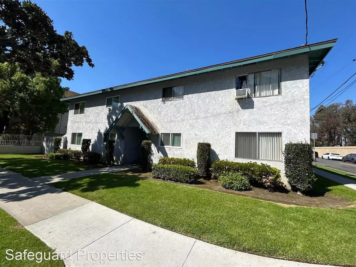 R01-398-mf Apartment for rent in Paramount, CA
