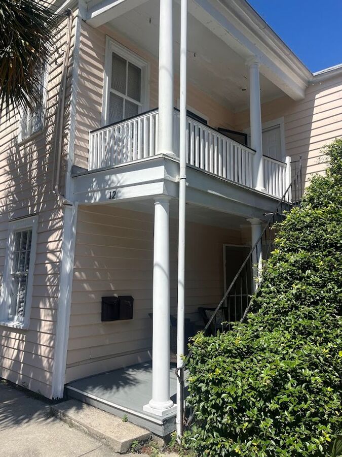 View of Available 6/9 Great 2 Br/1 Ba Apartment... Charleston, SC
