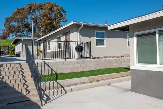 4519-4533 1/2 Delta St Apartment for rent in San Diego, CA 4519-4533 1/2 Delta St Apartment for rent in San Diego, CA